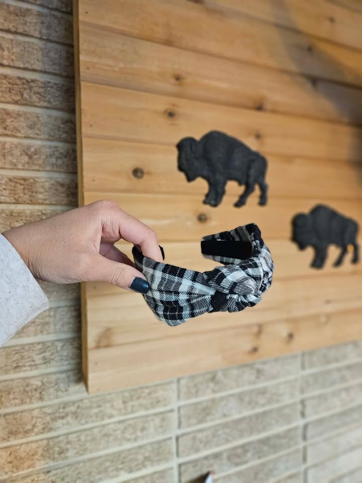 Structured Knot Headband